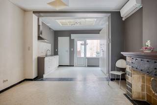 Instapklare woning met o.a. 121 m² bewoonbare oppervlakte, 2 slaapkamers (mogelijkheid tot 3), terras en ruime berging. EPC-label C.Op het...