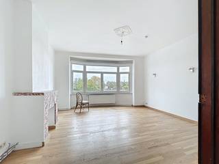 Te huur aangeboden tweeslaapkamers appartement gelegen te Borght tussen Vilvoorde & Grimbergen. De duplex is gelegen in een kleinschalig gebouw...