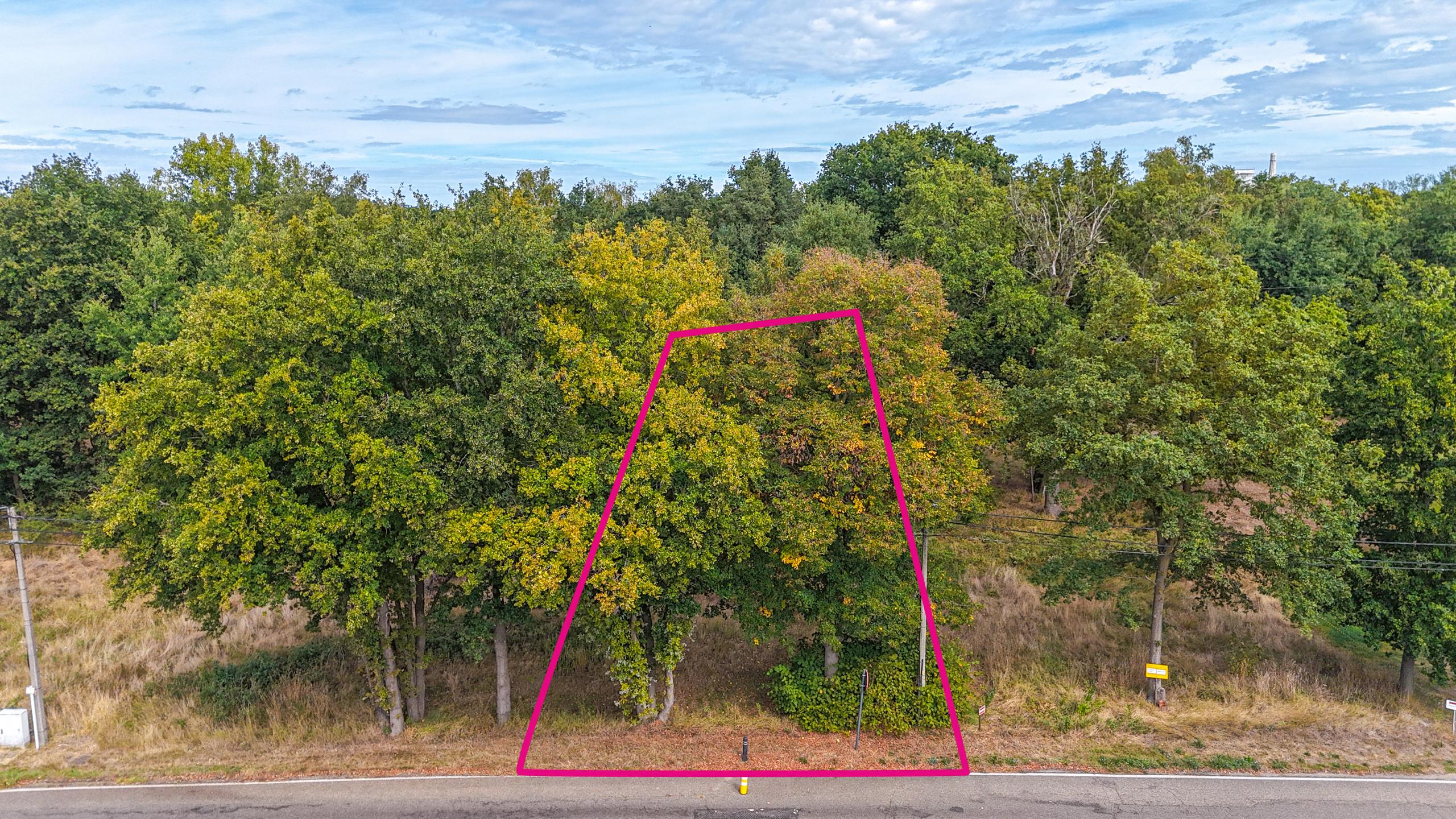 Ruim en groen gelegen bouwperceel (13a) voor open bebouwing! - foto 2