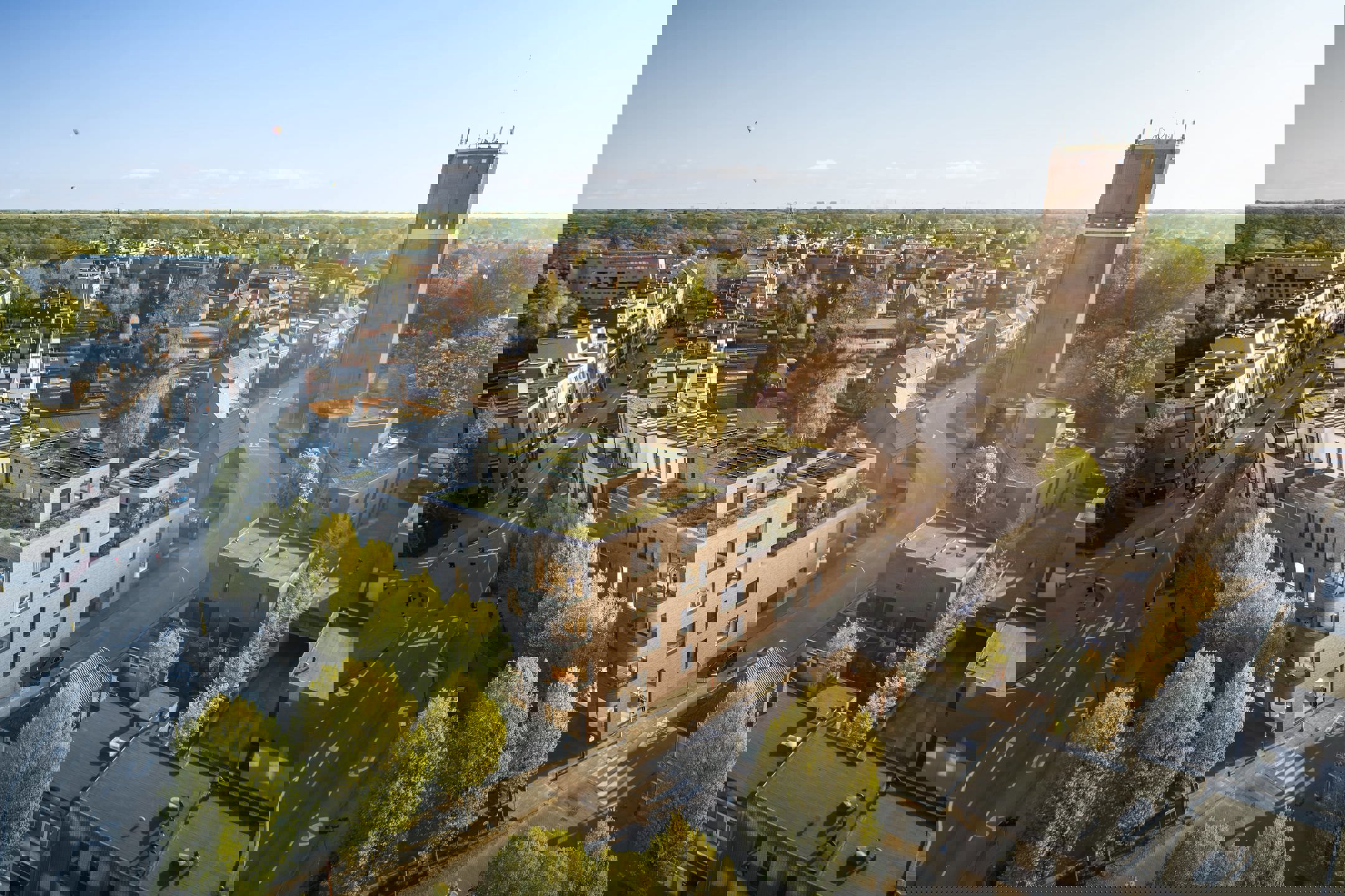 BRASSCHAAT - Modernistische, groene oase in hartje Brasschaat - foto 3