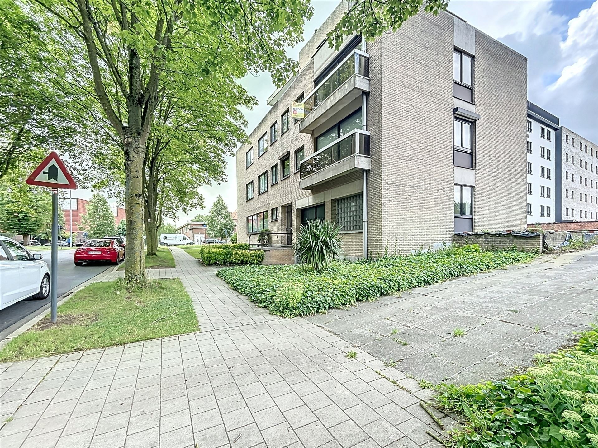 Apartment for sale in Ypres with 2 bedrooms - photo 2