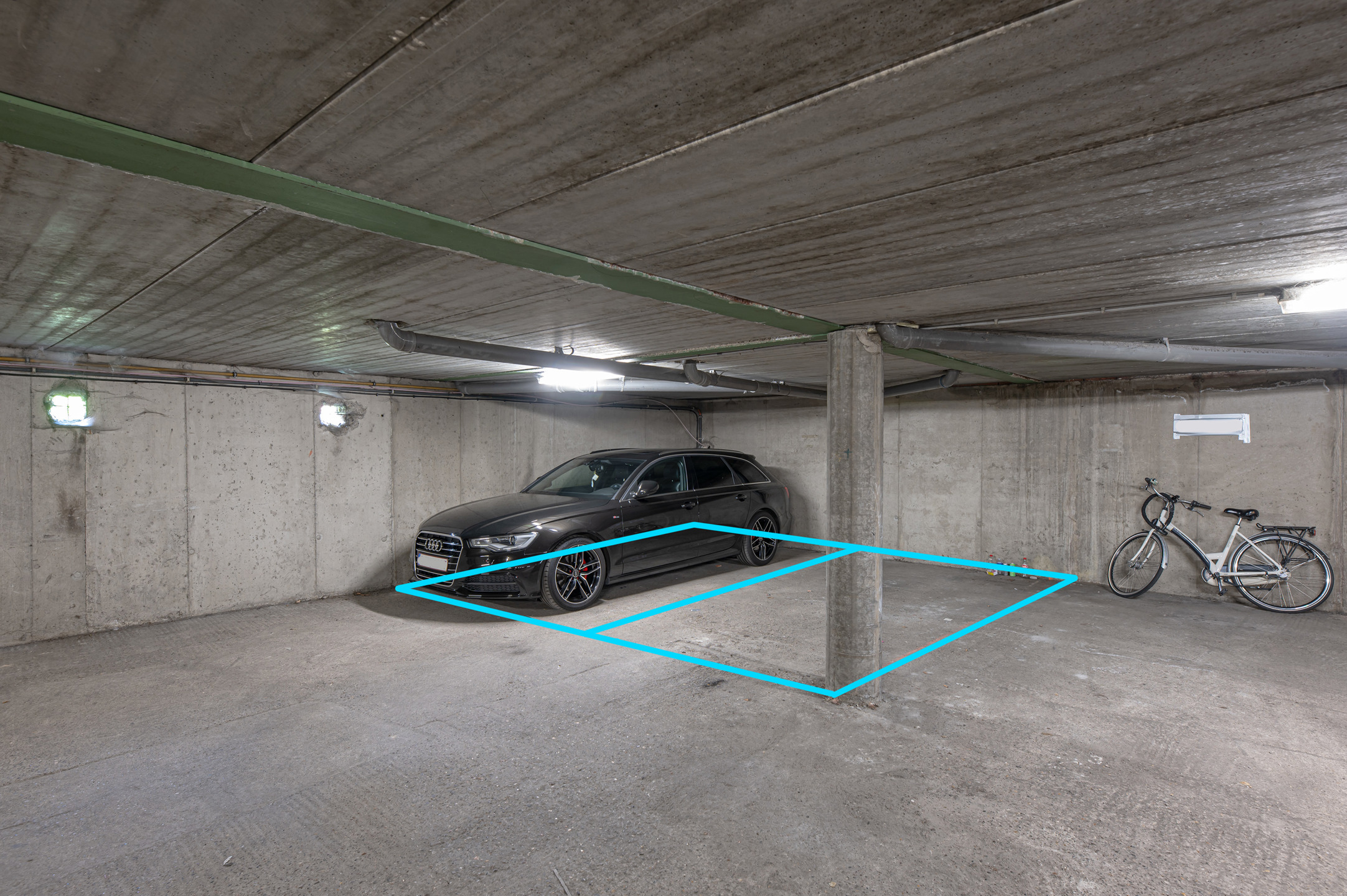 TE KOOP: 4 ondergrondse autostaanplaatsen – €16.500/stuk - foto 2