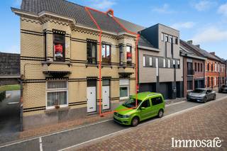House for sale in Laarne