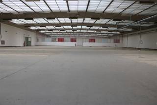 In de Dellingstraat te Mechelen bieden wij een ruim en flexibel indeelbaar magazijn aan met een totale oppervlakte van 2.180 m². Het magazijn kan...