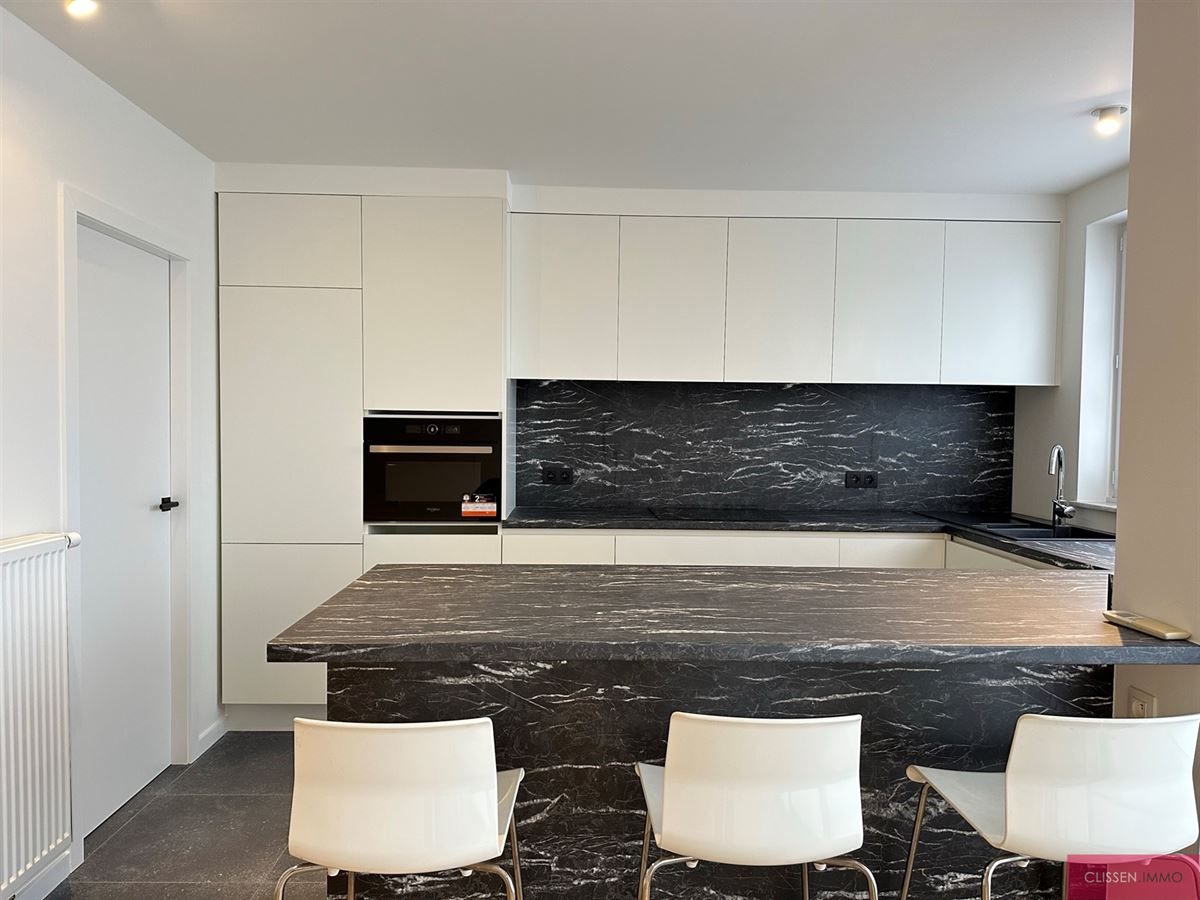 Gerenoveerd 3 slaapkamer appartement - foto 5