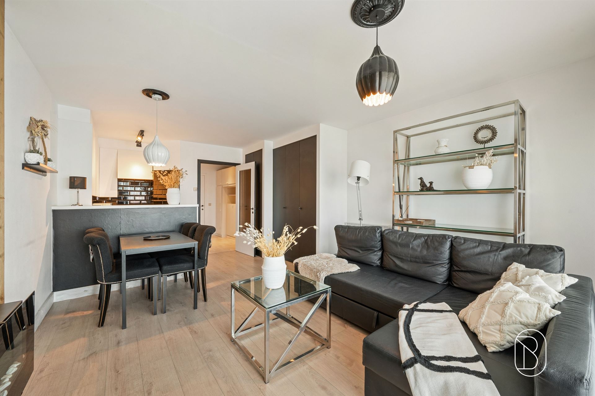 Apartment - photo 5