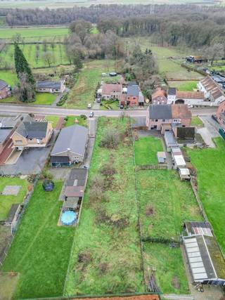 OPEN BOUWGROND MET EEN OPPERVLAKTE VAN 1163 M² IN GELLIK !We vinden deze open bouwgrond van 11a 63ca terug te Gellik-Lanaken.Voor meer informatie,...