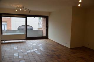 In het hart van Balen bevindt zich dit ruime en instapklare appartement van 110 m², ideaal voor wie comfortabel en centraal wil wonen.Het appartement...