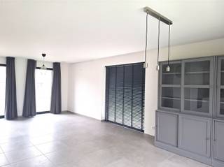 Vraag een bezoek aan via info@optimusvastgoed.be!TE HUUR: Vrijstaande BEN-woning met 3 slaapkamers te Pelt!Deze mooie en moderne woning is gelegen op...
