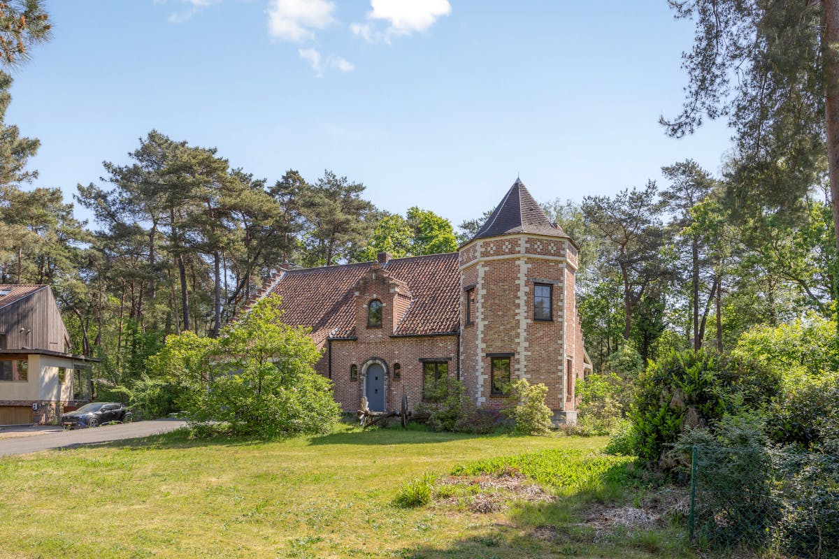 Ruime villa op toplocatie naast de Kalmthoutse Heide te koop - foto 3