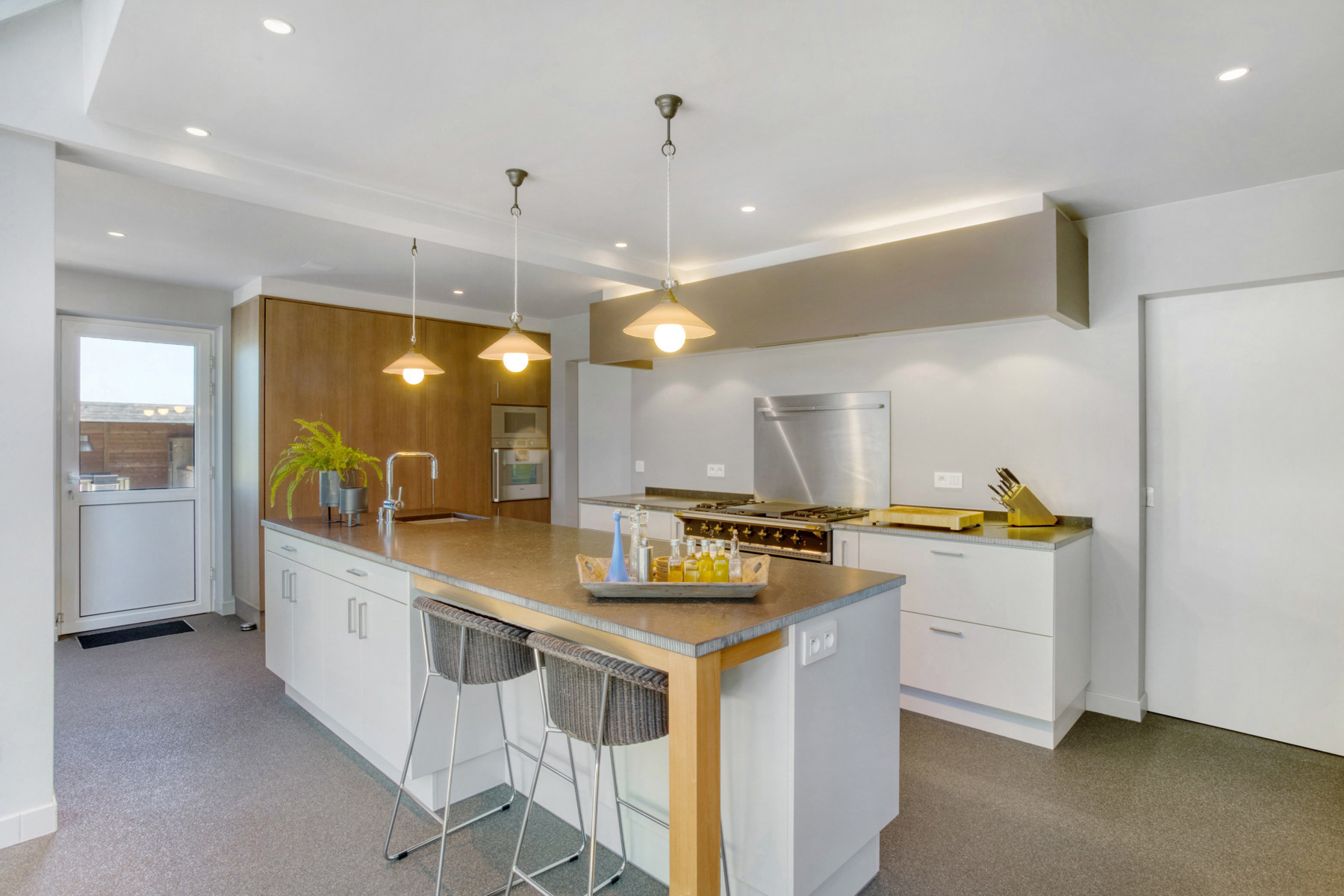 Rustig gelegen woning (4slk) met bijgebouwen op 2 bouwgronden - foto 4