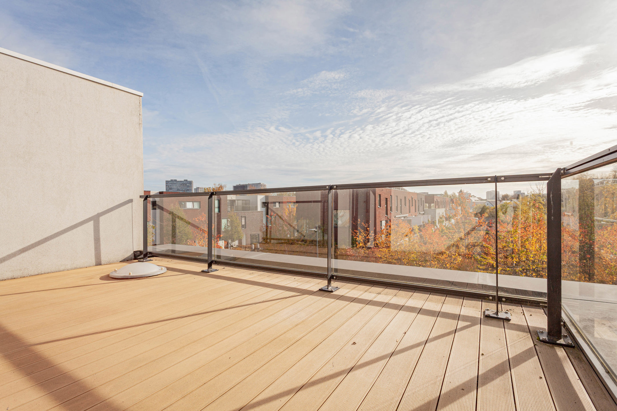 Recente woning met tuin, zonnig dakterras en staanplaats - foto 4
