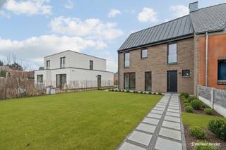 Voor meer info en foto’s, surf naar www.swevers.be – Deze bouwgrond in Laakdal vormt een interessante opportuniteit voor wie ruimte, rust en...