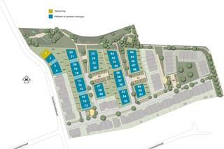 Deze woning wordt gebouwd in het vernieuwend woonproject ‘Roobaertpark’, een rustige buurt die vernieuwend groen, open en verkeersarm is ingericht aan de rand van het stad. De woning is aangesloten op het stadswarmtenet, waardoor je niet meer afhankelijk bent van fossiele brandstoffen zoals aardgas!<br />Lot 3 is een halfopen bebouwing op een grondoppervlakte van 354 m². Moderne woning met plat dak met 148 m² bewoonbare oppervlakte.<br />GELIJKVLOERS: inkom, wc, zeer ruime living (39 m²), open keuken met eiland, berging.<br />EERSTE VERDIEPING: 2 identieke kinderkamers, 1 ruime slaapkamer voor de ouders, ingerichte badkamer met inloopdouche en dubbele lavabo, aparte wc, technische ruimte.<br />Energiezuinige woning dankzij doorgedreven isolatiepakket, zonnepanelen en ventilatiesysteem D. Deze woning wordt aangeboden met ingerichte badkamer, bevloering en vloerverwarming.<br />In de prijs is ook begrepen :<br />- Tuinafsluiting met zwarte Plastidordraad.<br />- Houten carport van 9m op 3m bestaande uit overdekte autostaanplaats van 6m op 3m en geïntegreerde tuinberging van 3m op 3m.<br /><br />Prijs excl. btw en kosten. Voor meer info bel 09 280 60 60 of mail naar info@durabrik.be<br />Download de brochure op https://durabrik.immo/roeselare-honzebroekstraat |<br />Bezoek onze kijkwoning ter plaatse. Een afspraak maken kan via https://www.durabrik.be/nl/kijkwoningen/roeselare-honzebroekstraat<br /><br />* Afbeeldingen en oppervlaktes zijn indicatief.