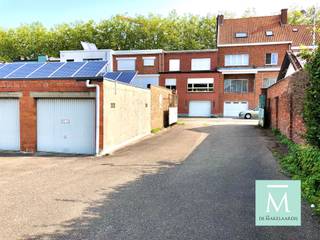GARAGEBOX TE HUUR NABIJ CENTRUM MECHELENBent u op zoek naar een veilige en vlot bereikbare garagebox in Mechelen? Deze garagebox is uitstekend...