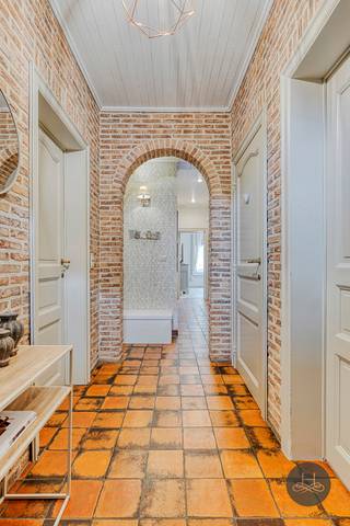 For more info of this property or a free valuation of your own home: jordi.broes@homixx.be or 016/199.340For more text: www.homixx.beStep inside this...