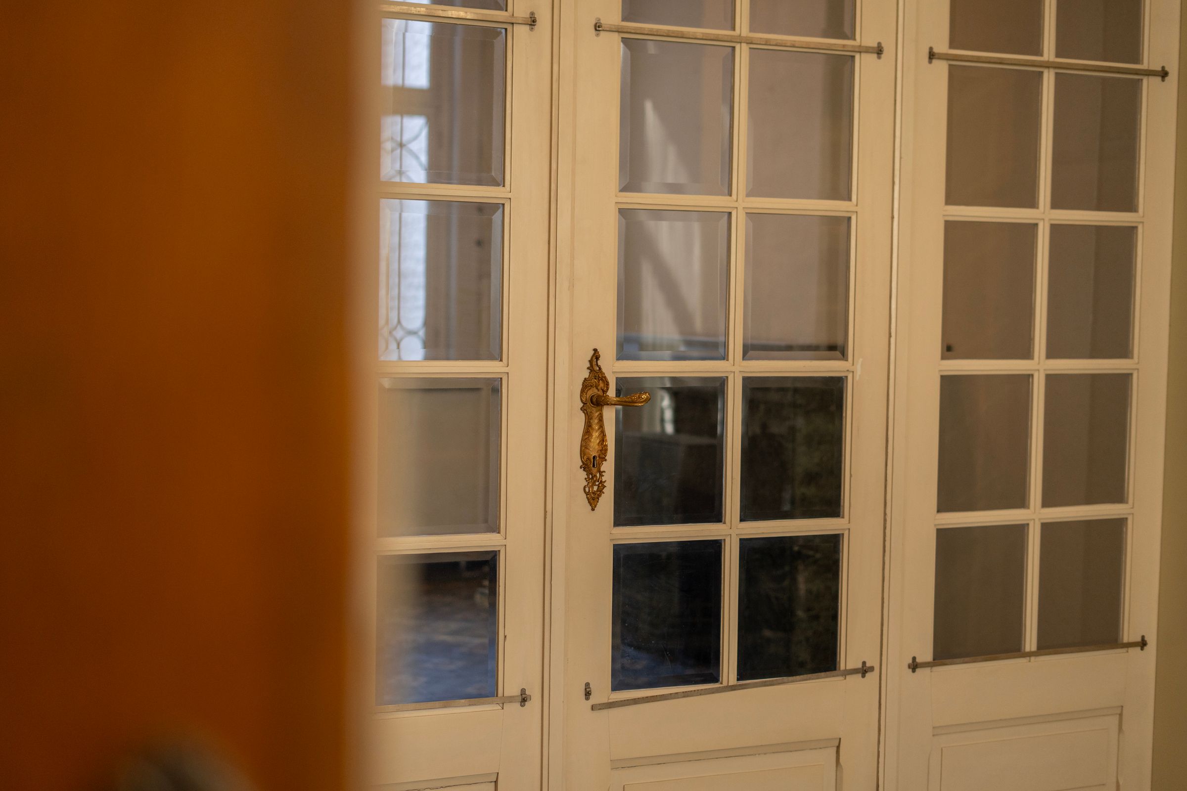 Te renoveren karaktervolle burgerwoning met authentieke elementen te Roeselare - foto 5