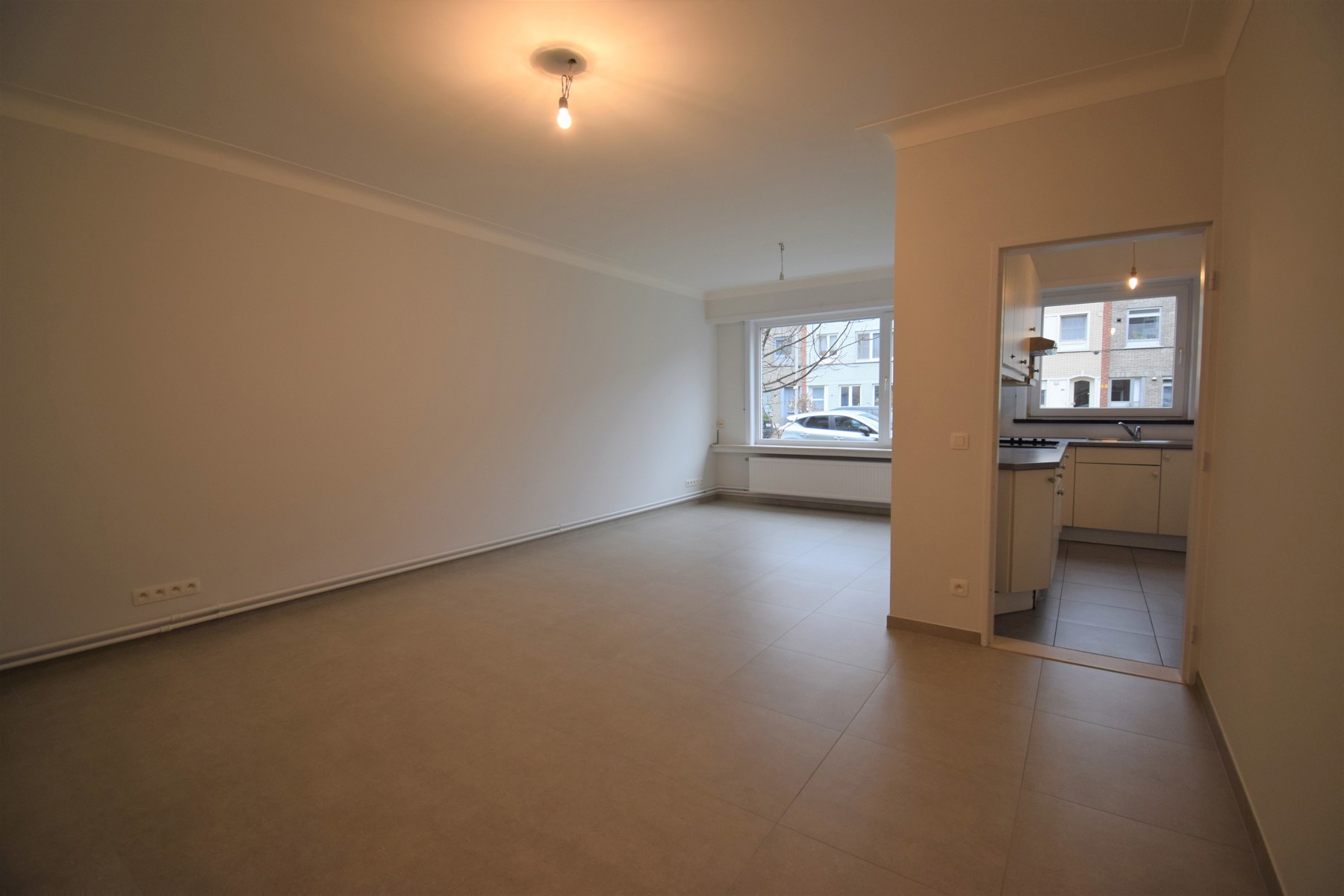 Gelijkvloers appartement met 2 slaapkamers en garage - foto 4