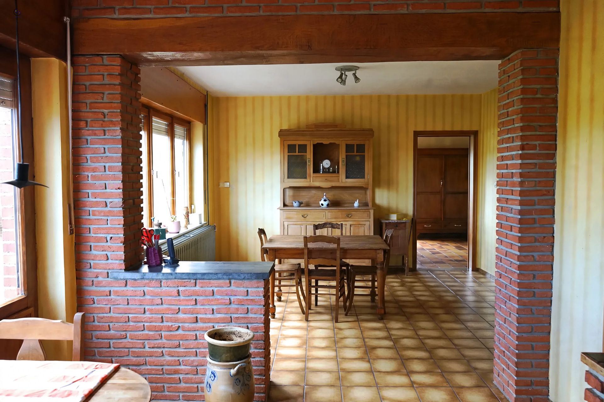 Charming 4-bedroom house with a garden - photo 4