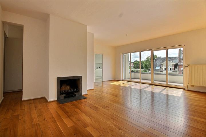 Appartement te huur in Ukkel met 2 slaapkamers - foto 2