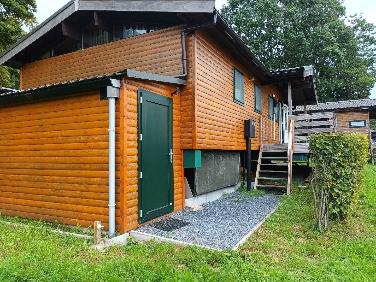 Charmante chalet met prachtige verzichten in vakantiepark te Blaimont ( 3 slaapkamers ) - foto 4