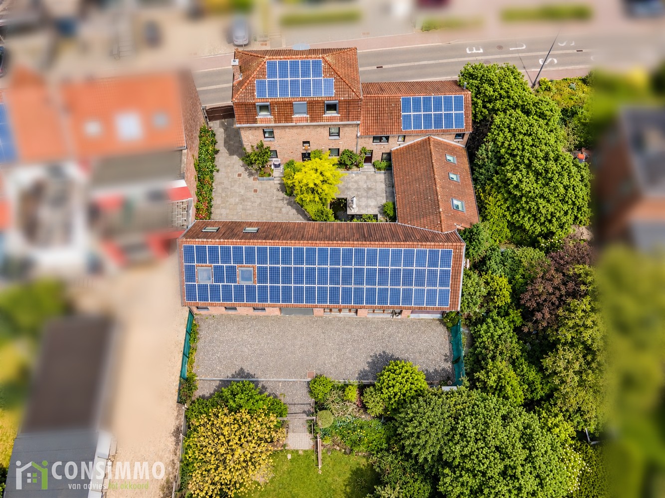 Uitzonderlijke eigendom op 41 are in hartje Opglabbeek – meerdere woningen, ruime bijgebouwen en tal van mogelijkheden! - foto 5