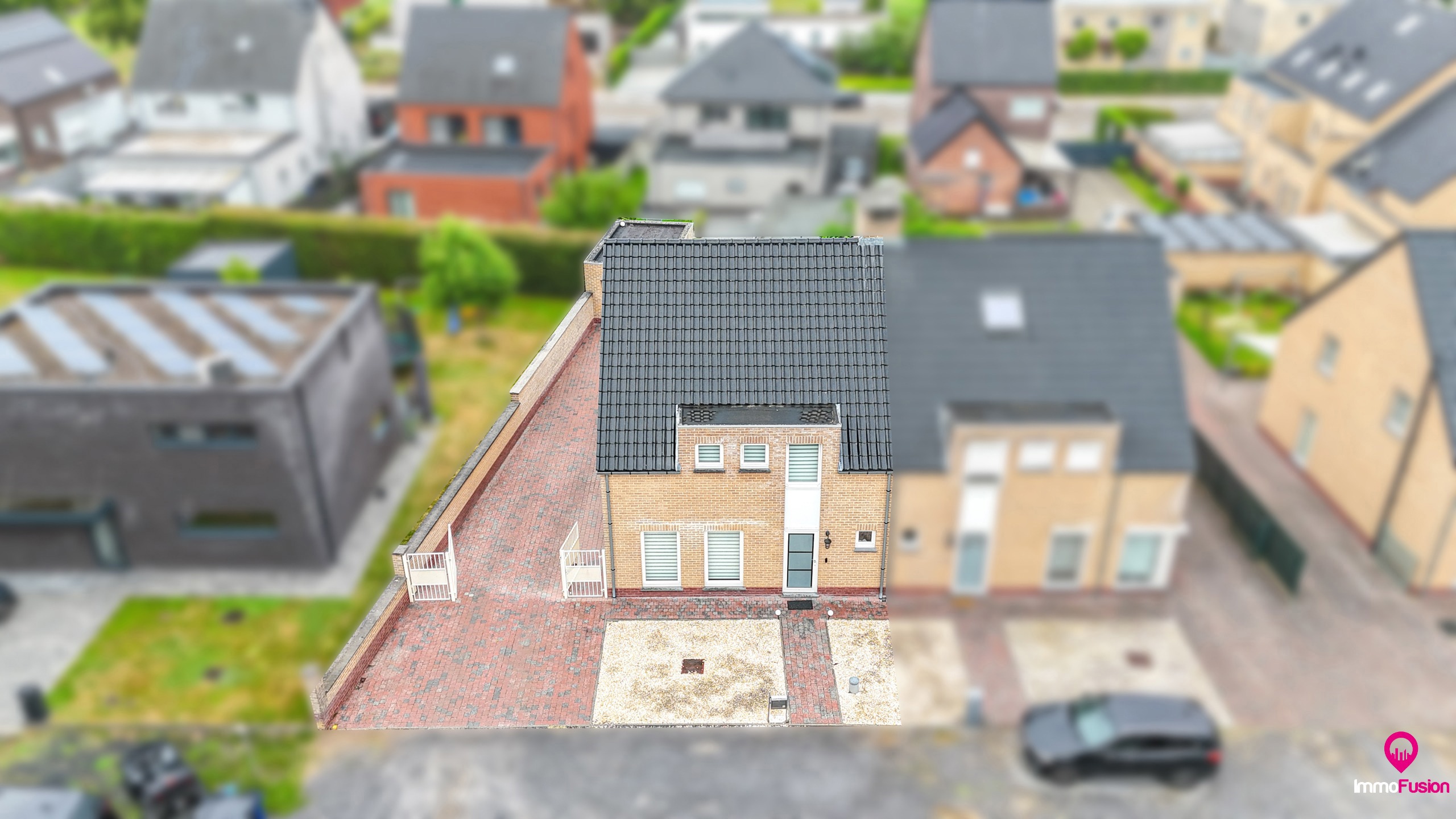 House for sale in Houthalen-Helchteren with 3 bedrooms - photo 2