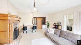 Gezellig appartement in een kleine residentie in het centrum van Heist.Dit charmante appartement ligt op wandelafstand van zowel winkels als het...