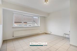 PLAN UW BEZOEK VOLLEDIG ONLINE IN VIA www.structura.be.Gezellig appartement te huur in Ninove met een bewoonbare oppervlakte van 82,5 m²...