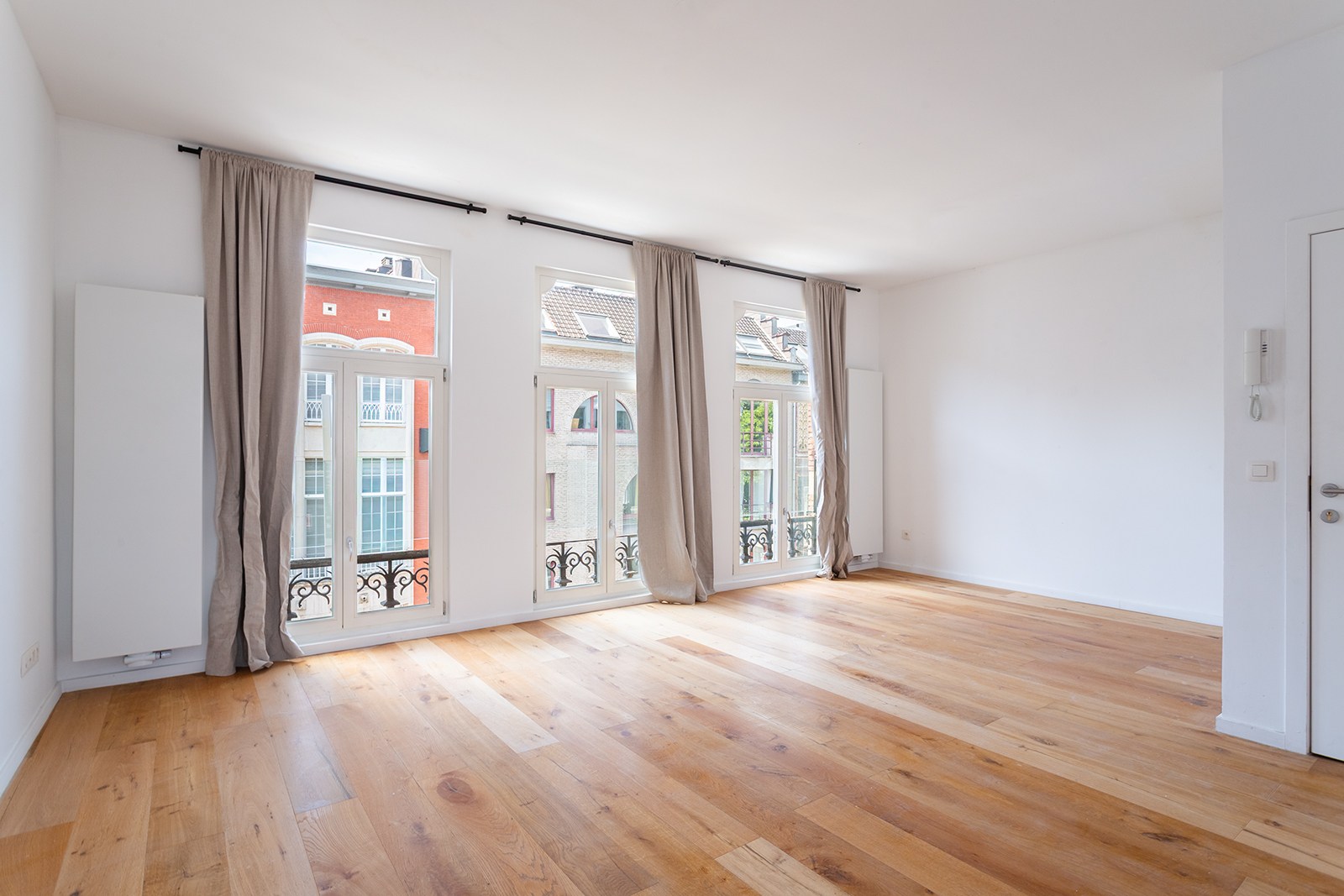 Apartment for sale in Antwerp with 1 bedroom - photo 2