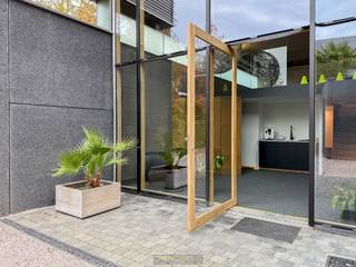 RECENTE KMO-UNIT van ca. 383 m², EXCLUSIEF OPTIONEEL TUSSENVERDIEP, op TOPLOCATIE NABIJ DE N60 RICHTING GENT. De unit is uitgerust met een...