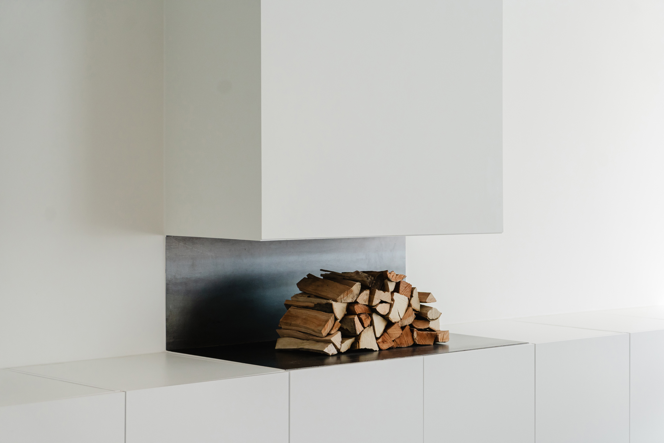 Modernistische woning met 4 slaapkamers en tuin te Drongen - foto 2