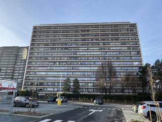 Welkom in dit charmante appartement in het hart van Mechelen. Dit appartement beschikt over een ruime, lichtrijke living en twee slaapkamers...