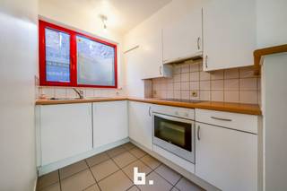 Ontdek deze charmante en instapklare stadswoning (bouwjaar 2001), gelegen in een rustige straat in het bruisende hart van Brugge. De woning heeft...