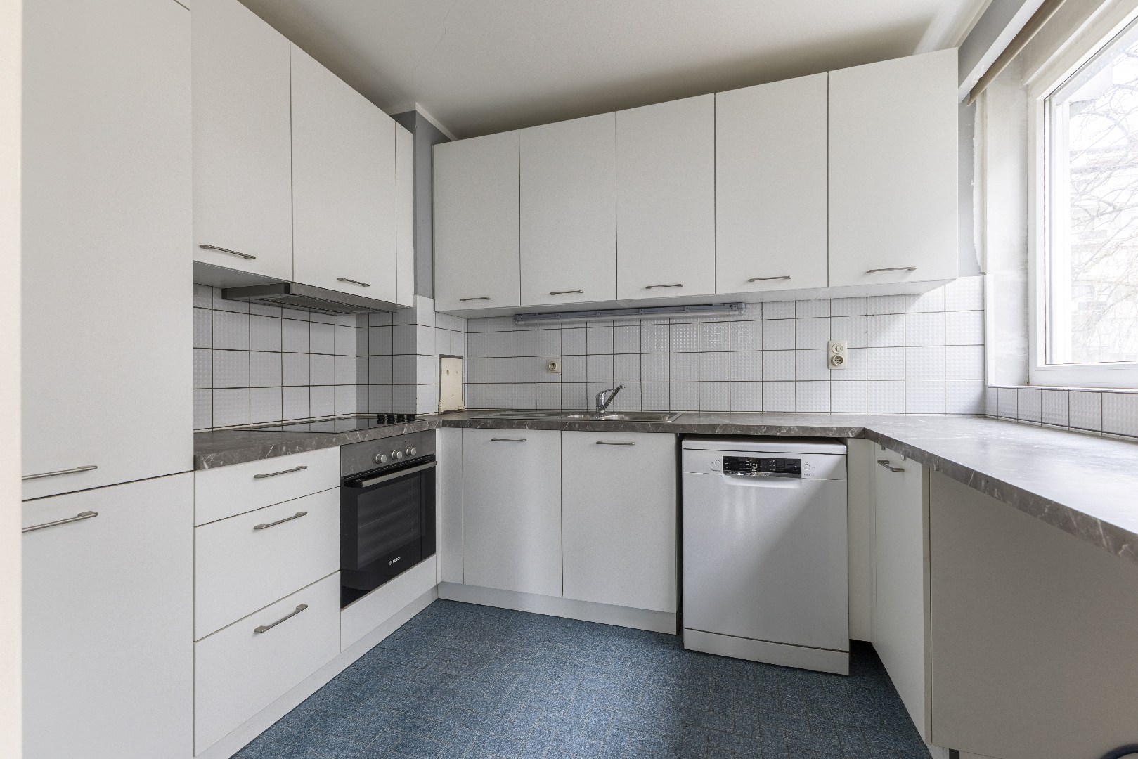 Te renoveren 3-slaapkamer appartement (1v) op toplocatie! - foto 2