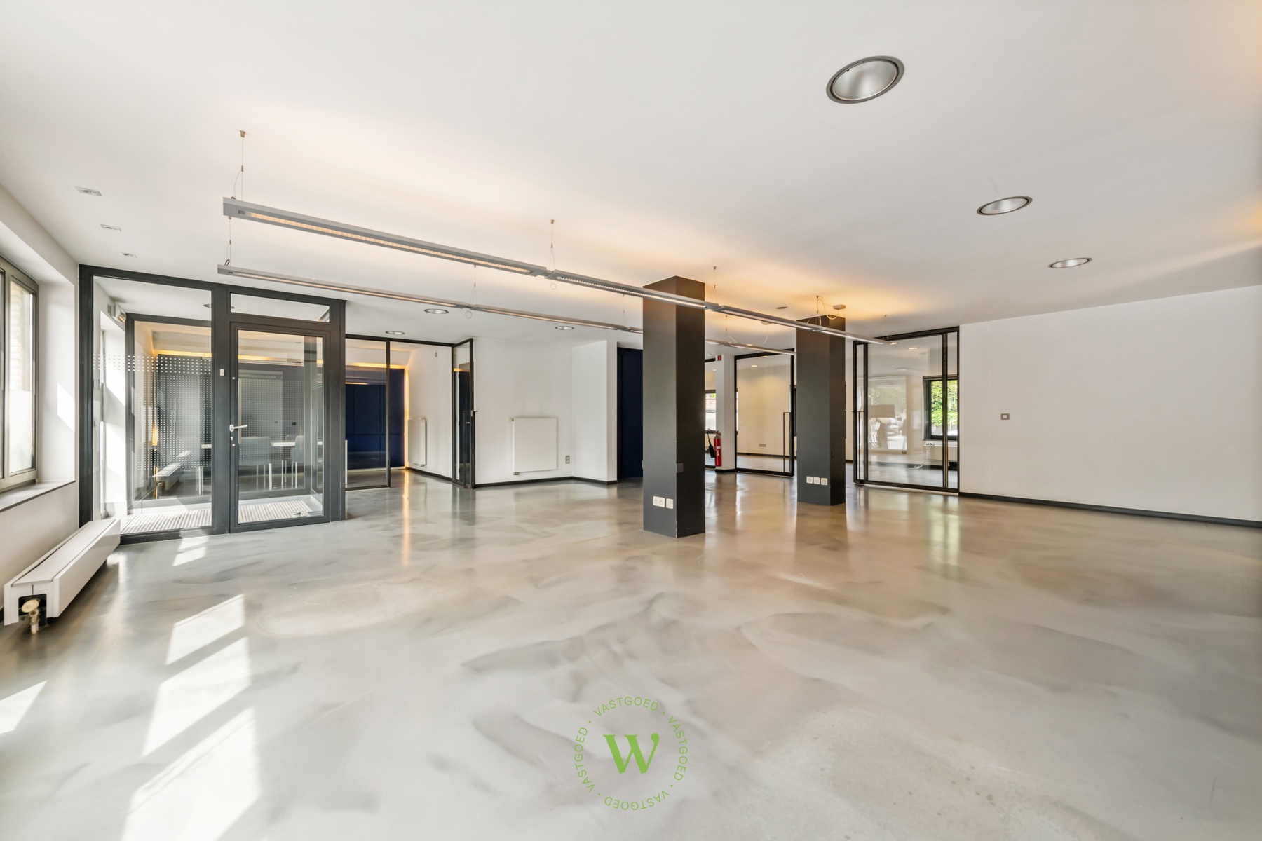 Commercial for sale in Bruges