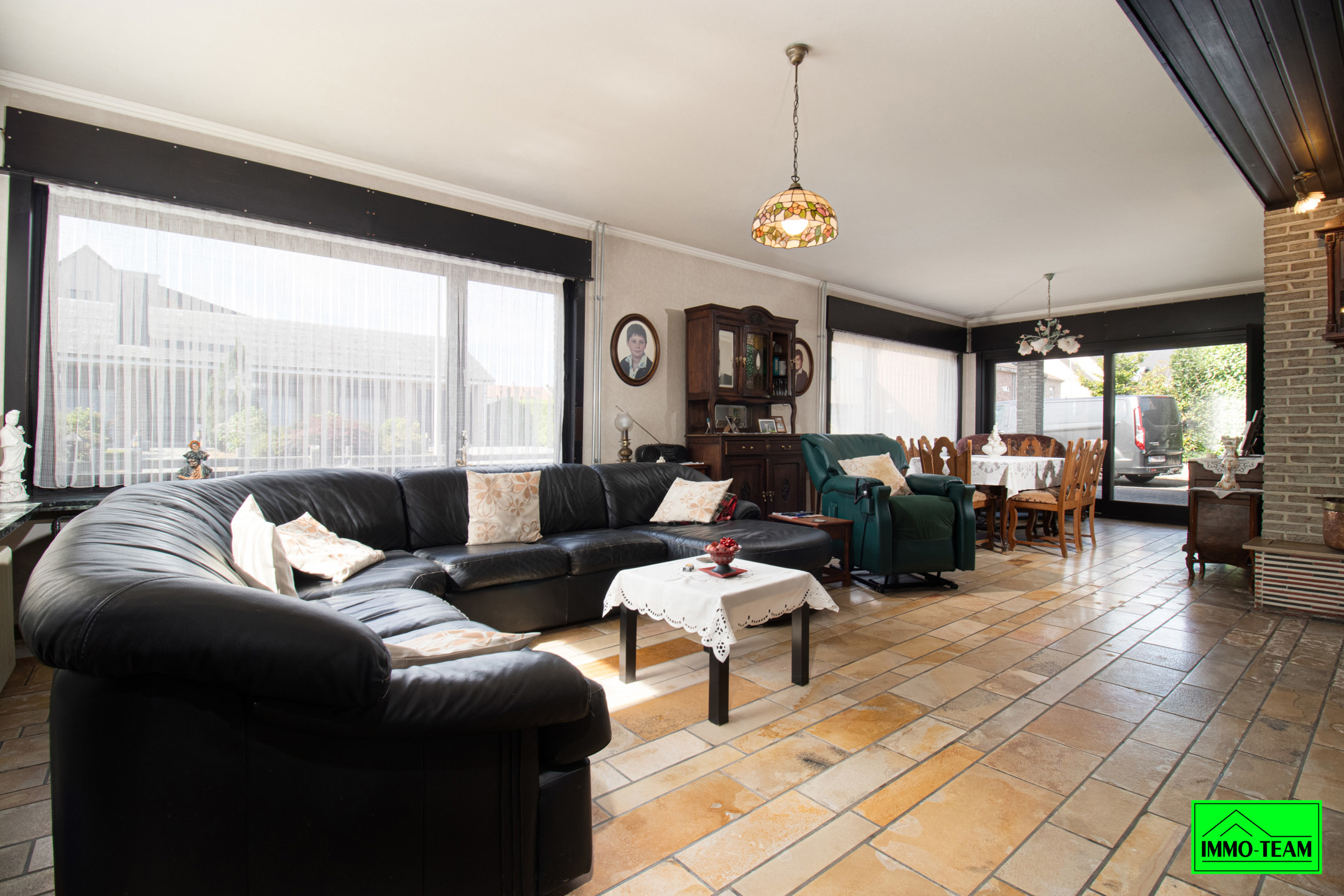 4-gevel woning in residentiële woonwijk - foto 5