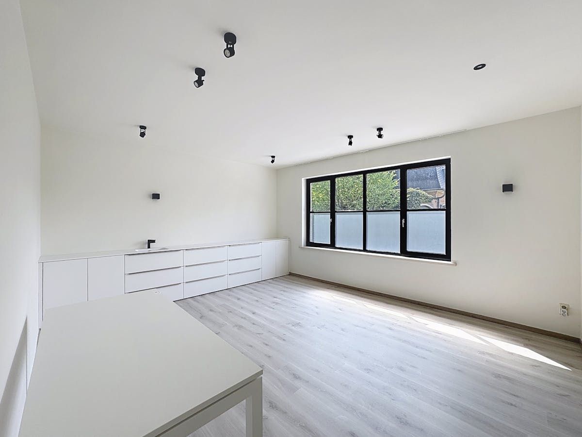 Kantoor/praktijk (ca. 100 m²) te huur in Aalter. - foto 5
