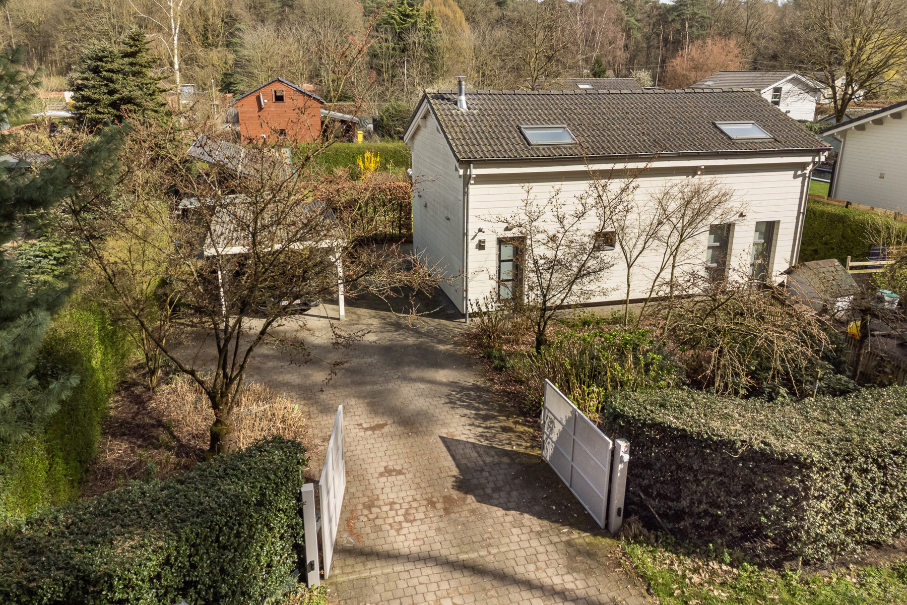 Instapklare woning met 3 slaapkamers en zonnige tuin - foto 1