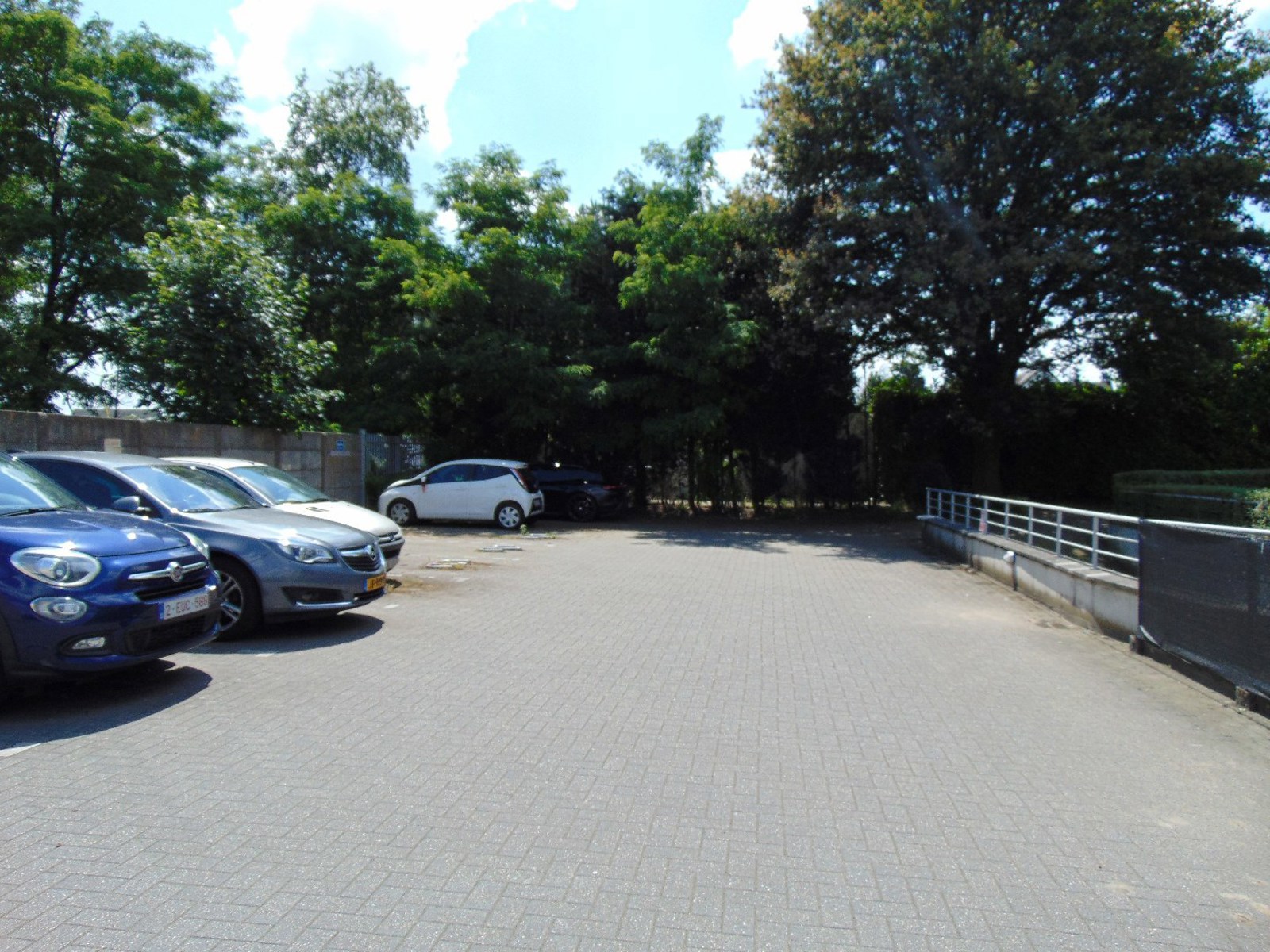 Parkeerplaatsen met beugel - foto 4