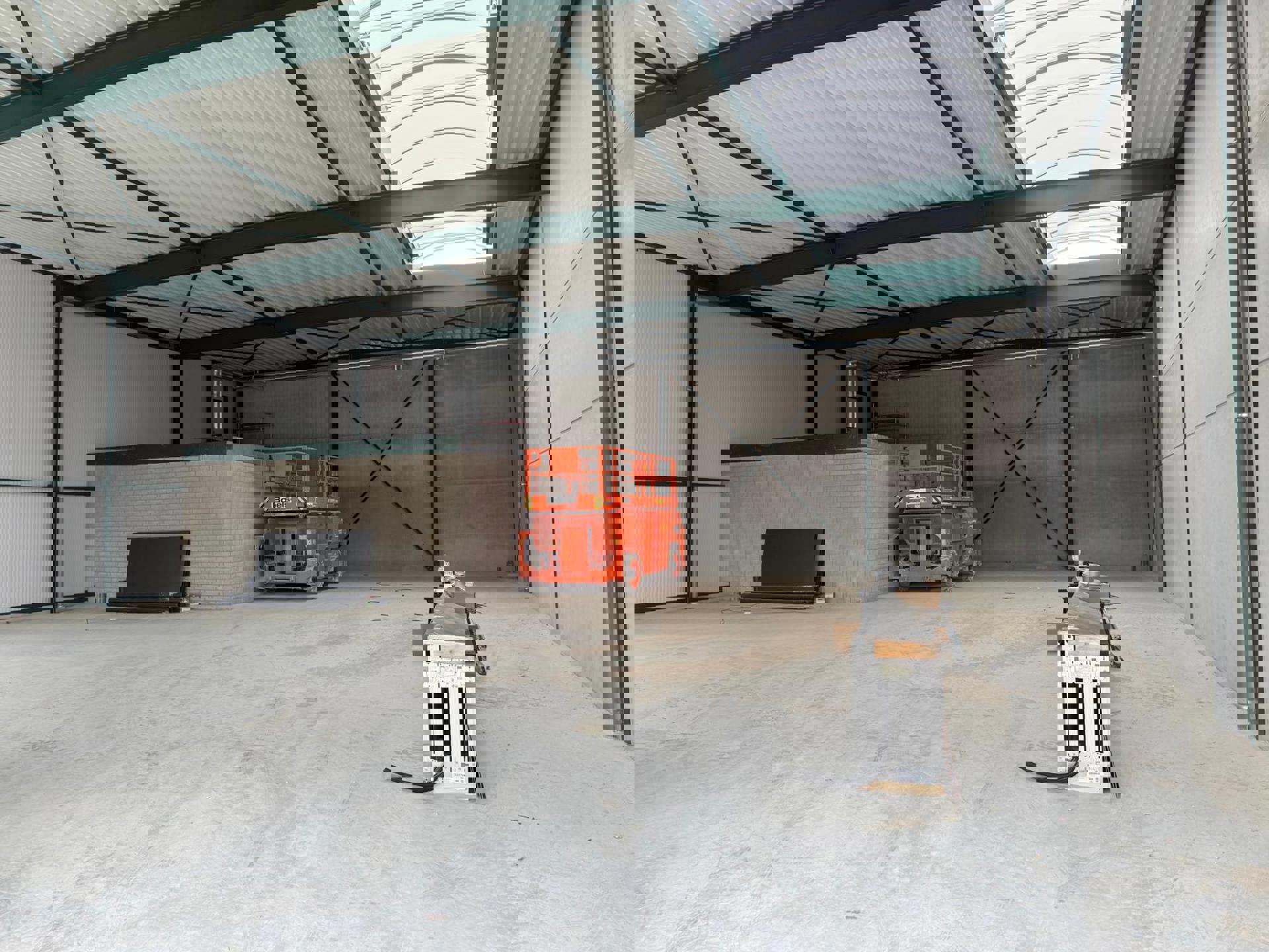 KMO-zone ‘The Sheds’ BTS magazijnen en kantoren te koop  - foto 3