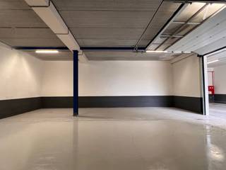 Vlak bij Afrit 28 Hasselt bevindt zich dit complex van meer dan 10.000m², met kmo-units van verschillende groottes. Elke unit is uitgerust met...