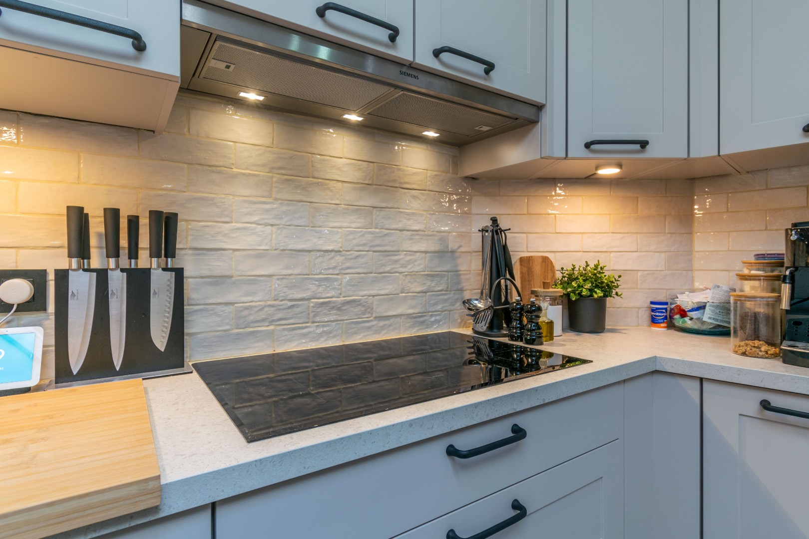 GERENOVEERDE WONING MET 2 SLP + BUREAU & TUIN! - foto 4