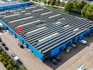 Strategisch gelegen magazijn van 290 m² te huur bij de op- en afrit 21 Herentals-Industrie van de E313, in Industriepark ‘Klein Gent’.De loods is...