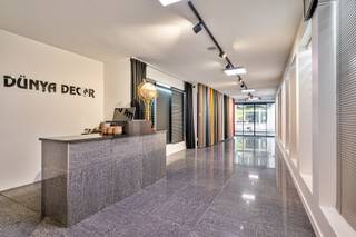 Op zoek naar een investeringseigendom/handelspand op een toplocatie in de buurt van Gent centrum? Dit prachtig pand is gelegen in een...