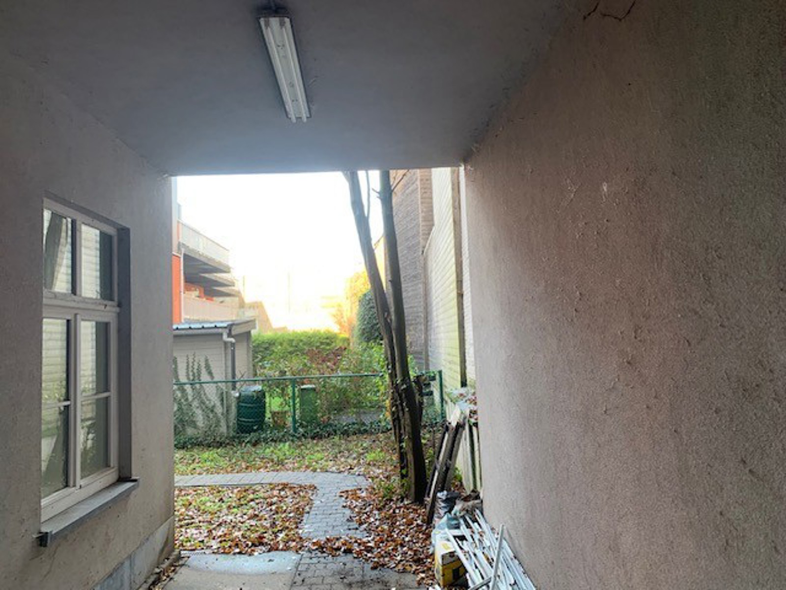 Gerenoveerd gebouw voor gemengd gebruik - foto 4