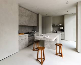 Een zeldzaam gegeven. Nieuw penthouse van wel 321 m2, volledig naar de hand van gerenommeerd architect Nicolas Schuybroeck Architects. Dat op...