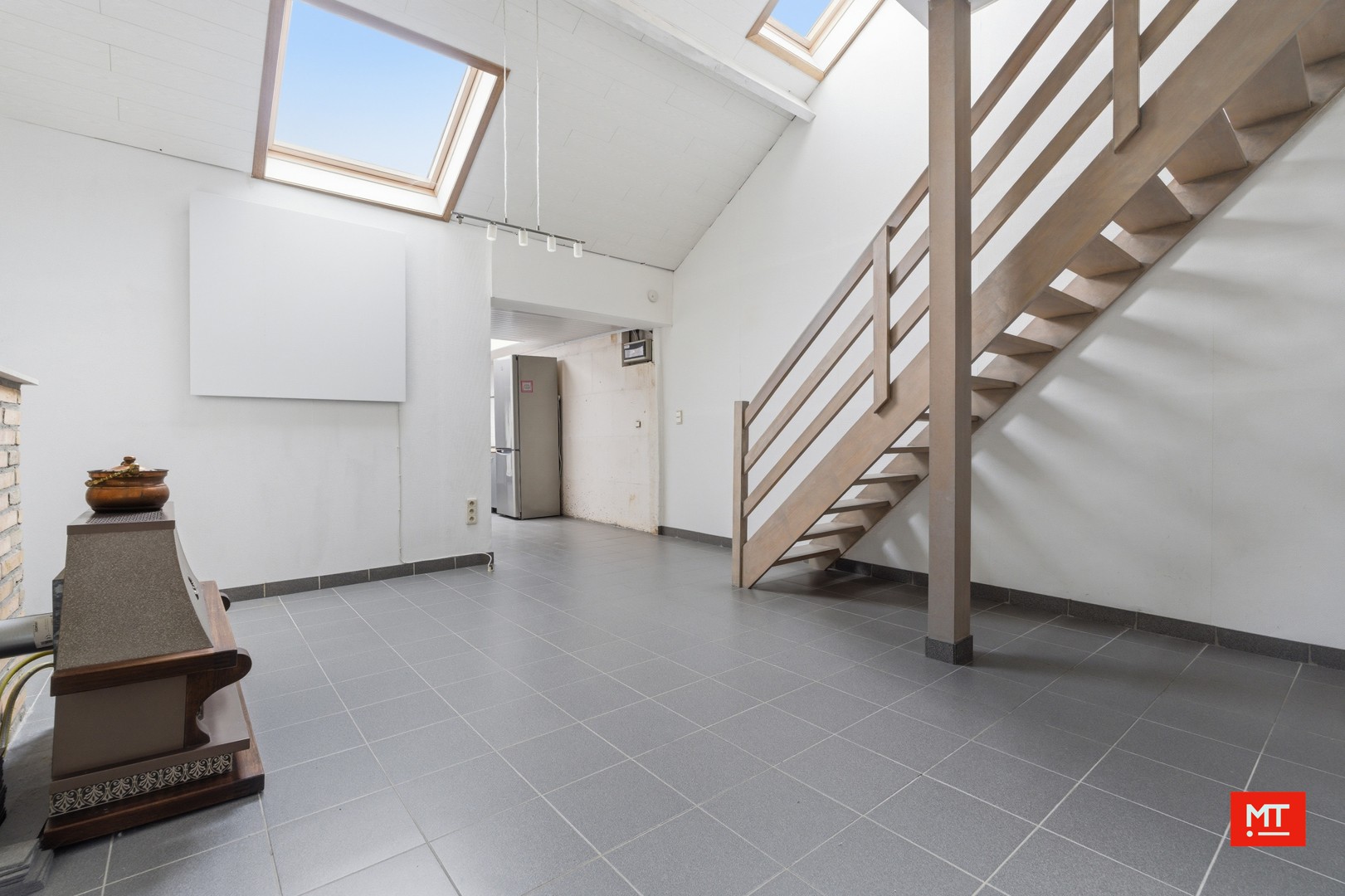 Ruime, instapklare woning met 4 slaapkamers en zonnige tuin in Wevelgem - foto 3