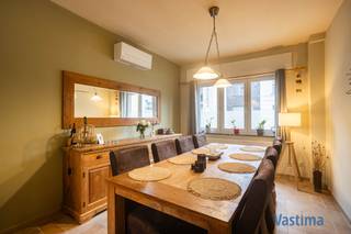 Ben je op zoek naar een woning waar je zó kan intrekken? Deze gezinswoning onderging reeds verschillende upgrades en is klaar om haar nieuwe...