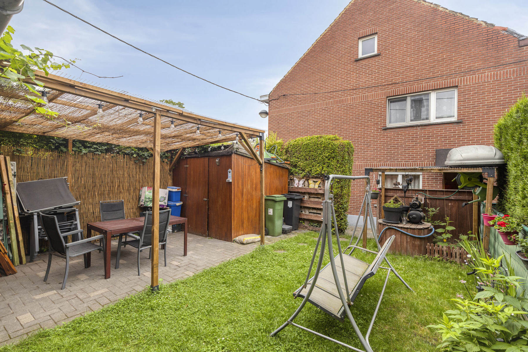 Ruime gezinswoning te centrum Liedekerke - foto 2